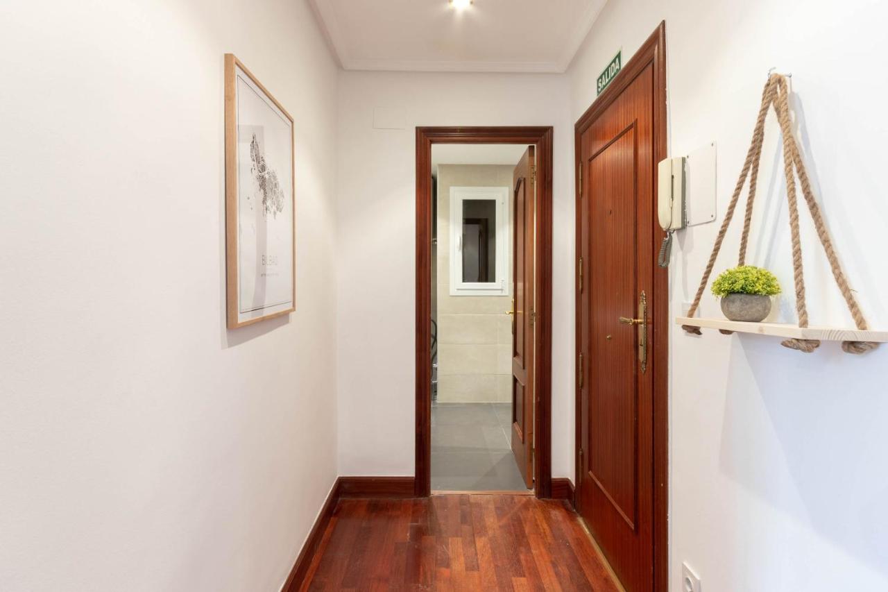 Apartamento con vistas al Estadio San Mamés Bilbao Exterior foto
