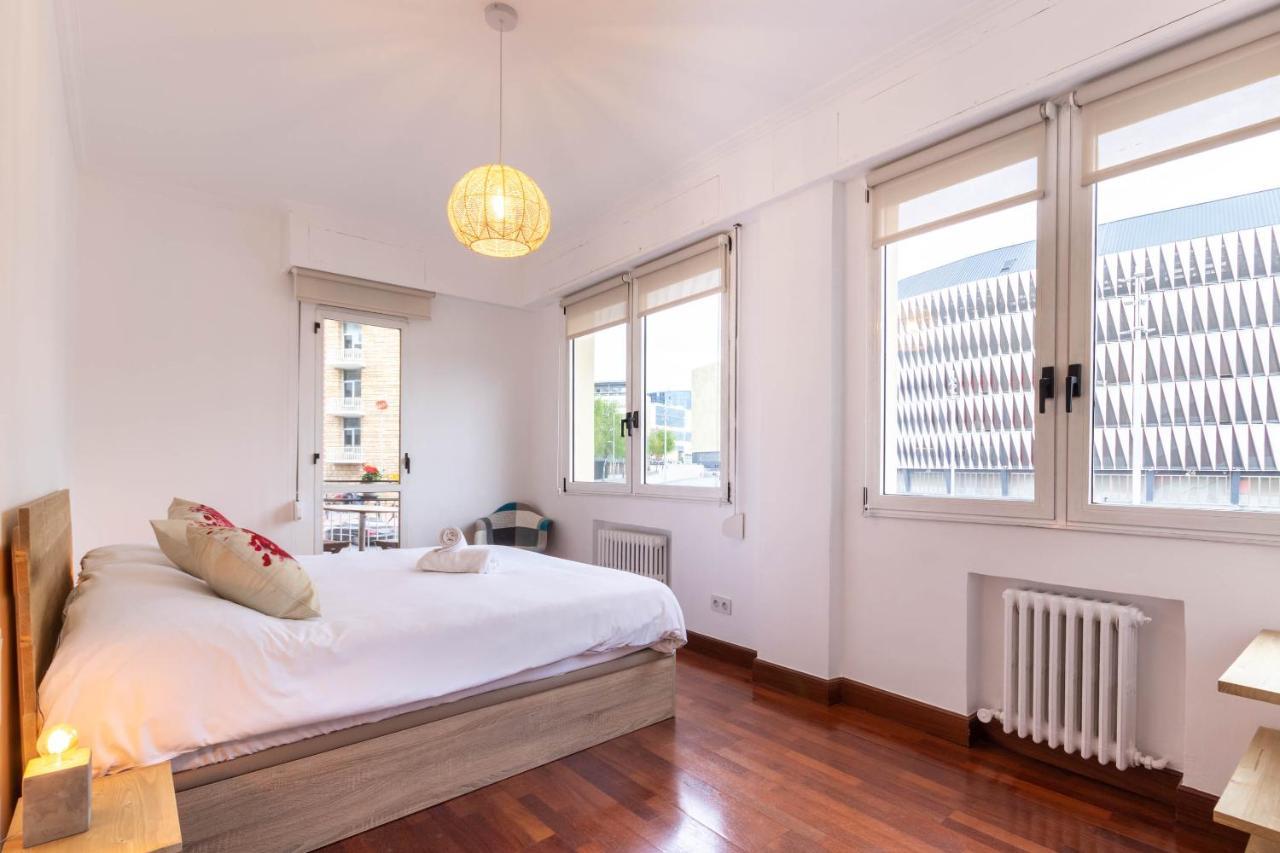 Apartamento con vistas al Estadio San Mamés Bilbao Exterior foto